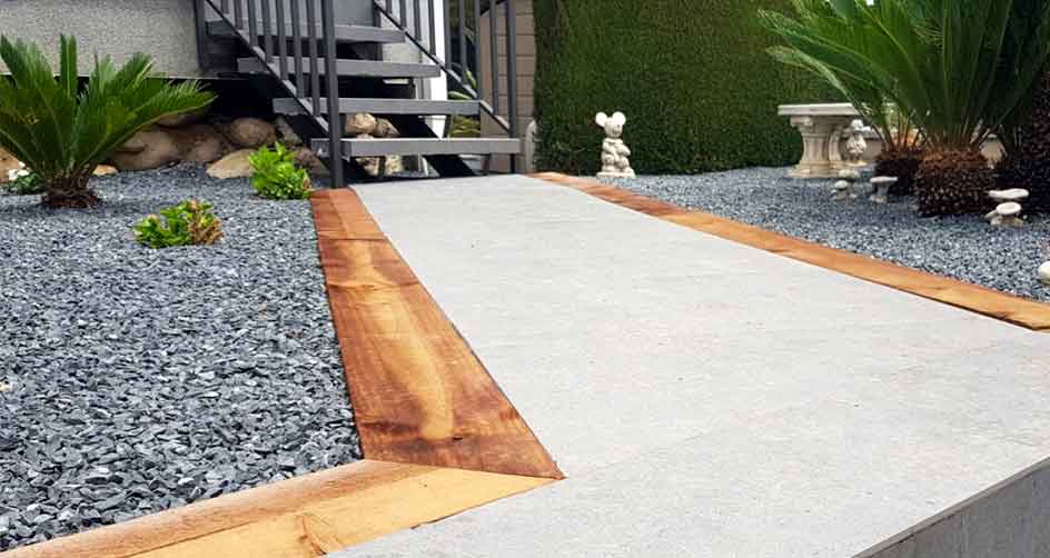 Aridos de jardín negro